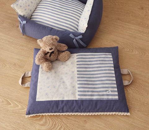 Seeing Double Easy Carry Pet Cushion Mat